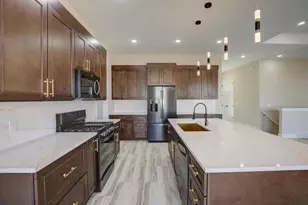 2025 Mulberry St, Sauk City, WI 53583 - Photo 11