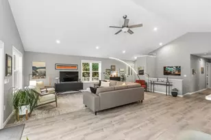 819 E Hiawatha Dr, Wisconsin Dells, WI 53965 - Photo 15