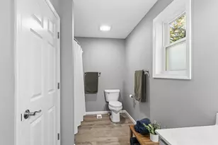 819 E Hiawatha Dr, Wisconsin Dells, WI 53965 - Photo 35