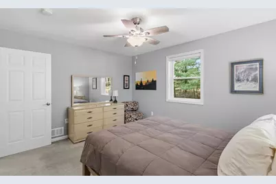 819 E Hiawatha Drive, Wisconsin Dells, WI 53965 - Photo 27