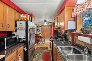 1073 W Queens Way, Nekoosa, WI 54457 - Photo 9