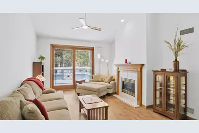 31 Deer Point Trail, Madison, WI 53719 - Photo 5