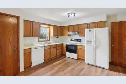 W1152 Fox Road, Columbus, WI 53925 - Photo 11