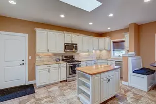 5433 Lacy Rd, Fitchburg, WI 53711 - Photo 11