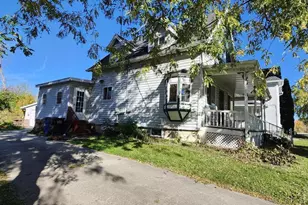 144 Waterloo St, Columbus, WI 53925 - Photo 7