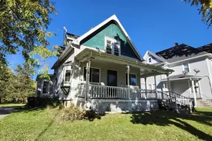 144 Waterloo St, Columbus, WI 53925 - Photo 3