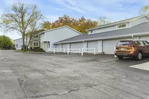 4515 Martha Ln, Madison, WI 53714 - Photo 7