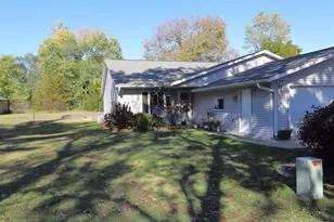 702 W 2nd St, Necedah, WI 54646 - Photo 21