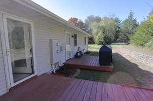 702 W 2nd St, Necedah, WI 54646 - Photo 19