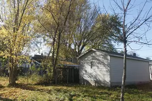 72 S Main St, Montello, WI 53949 - Photo 3