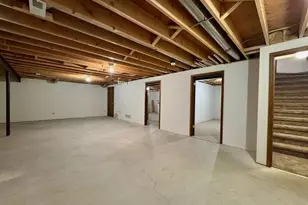 4525 Martha Ln, Madison, WI 53716 - Photo 17