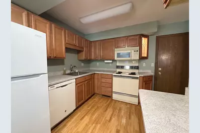 4525 Martha Lane, Madison, WI 53716 - Photo 5