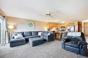 2391 Effingham Way, Sun Prairie, WI 53590 - Photo 3