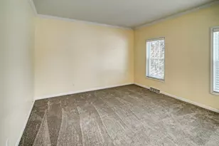 5708 Pembroke Dr, Fitchburg, WI 53711 - Photo 23