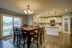 131 W Blackhawk Dr, Fort Atkinson, WI 53538 - Photo 13