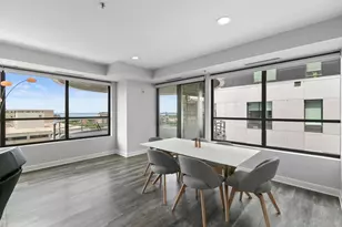 137 E Wilson St, Madison, WI 53703 - Photo 7