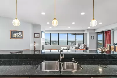 137 E Wilson Street #210, Madison, WI 53703 - Photo 9