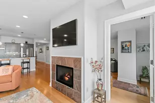 137 E Wilson St, Madison, WI 53703 - Photo 21