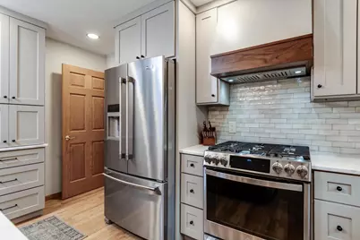 1021 Prairie Queen Road, Cambridge, WI 53523 - Photo 15