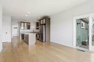 3133 Pleasant St, Sun Prairie, WI 53590 - Photo 11