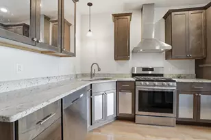 3133 Pleasant St, Sun Prairie, WI 53590 - Photo 7