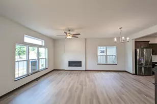 213 Lillehammer Ln, Mount Horeb, WI 53572 - Photo 9