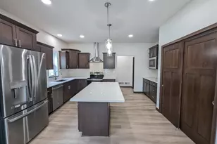213 Lillehammer Ln, Mount Horeb, WI 53572 - Photo 15