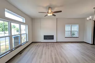 213 Lillehammer Ln, Mount Horeb, WI 53572 - Photo 5
