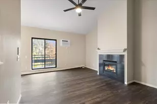 6251 Charing Cross Ln, Middleton, WI 53562 - Photo 5