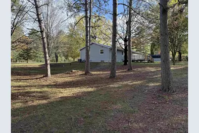 N2089 Shadow Road, Waupaca, WI 54981 - Photo 5