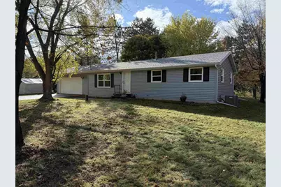 N2089 Shadow Road, Waupaca, WI 54981 - Photo 3