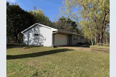 N2089 Shadow Road, Waupaca, WI 54981 - Photo 11