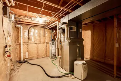 7265 W Valley Ridge Drive, Madison, WI 53719 - Photo 41