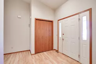 7265 W Valley Ridge Dr, Madison, WI 53719 - Photo 3