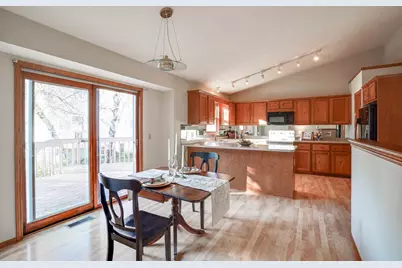 7265 W Valley Ridge Drive, Madison, WI 53719 - Photo 13