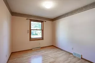 7265 W Valley Ridge Dr, Madison, WI 53719 - Photo 5