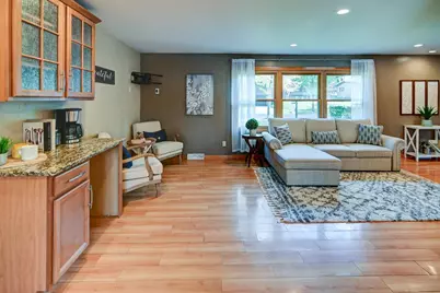 1618 Angel Crest Way, Madison, WI 53716 - Photo 9