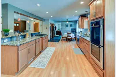 1618 Angel Crest Way, Madison, WI 53716 - Photo 17