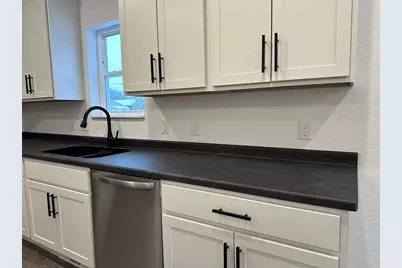 1220 Prairie Avenue, Janesville, WI 53545 - Photo 9