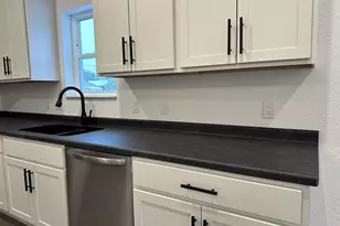 1220 Prairie Ave, Janesville, WI 53545 - Photo 9