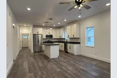 1220 Prairie Avenue, Janesville, WI 53545 - Photo 3