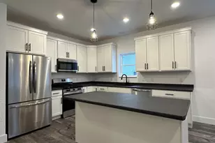 1220 Prairie Ave, Janesville, WI 53545 - Photo 13