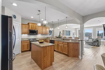 650 E Hiawatha Drive #302, Wisconsin Dells, WI 53965 - Photo 19