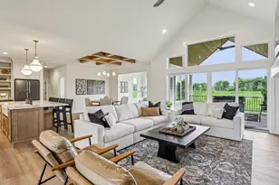 809 Nancy Ct, Waunakee, WI 53597 - Photo 5