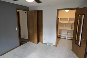 117 Knutson Dr, Madison, WI 53704 - Photo 19