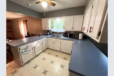 2260 Cobblestone Lane, Beloit, WI 53511 - Photo 9