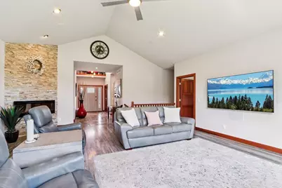 305 Venus Way, Madison, WI 53718 - Photo 15