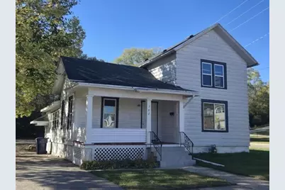 702 S Washington Street, Janesville, WI 53548 - Photo 1
