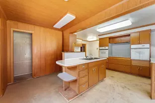 227 Sarrington St, Wisconsin Dells, WI 53965 - Photo 9