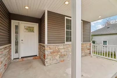 127 E Franklin Street, Portage, WI 53901 - Photo 5